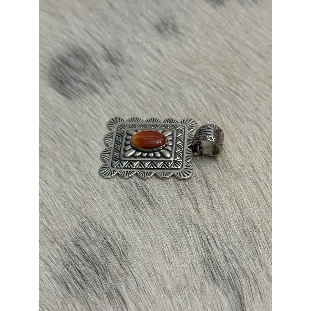 Carolyn Pollack Relios Sterling Silver Orange Spiny Oyster Concho Stamp Pendant - Picture 5 of 9
